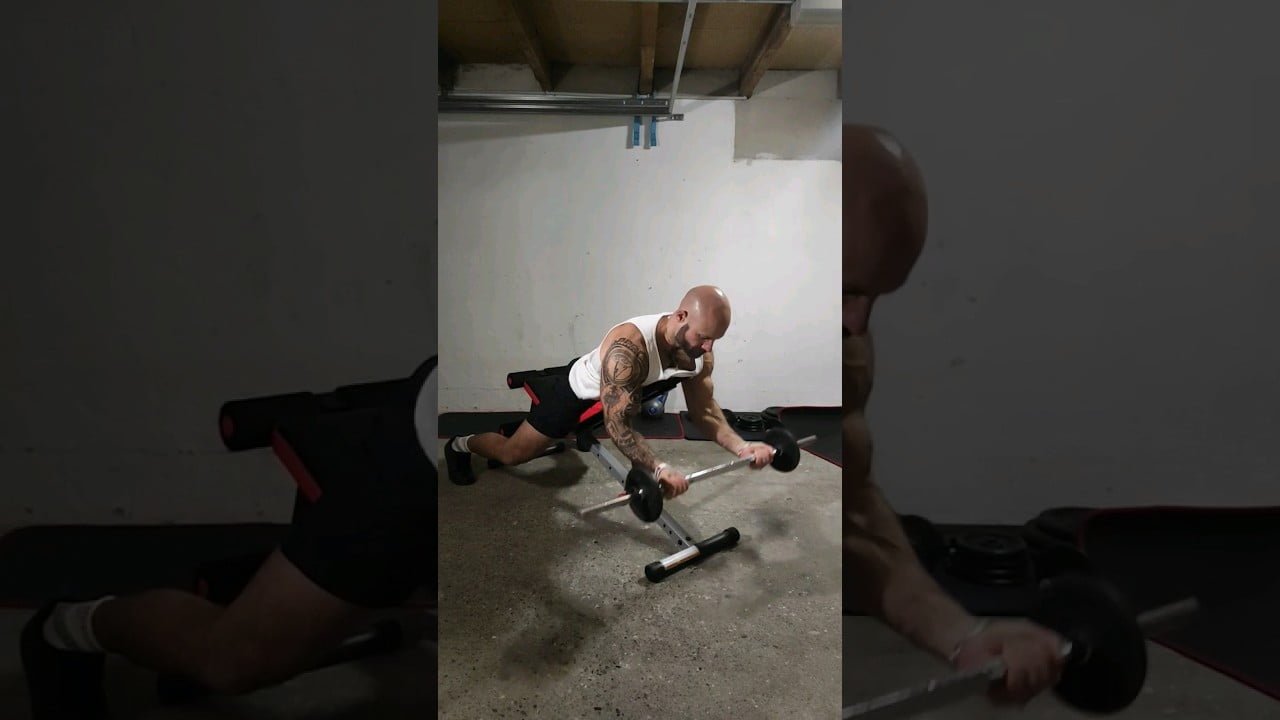 35 meilleurs exercices bras avec barre de musculation [VIDÉO] | Papa Muscle