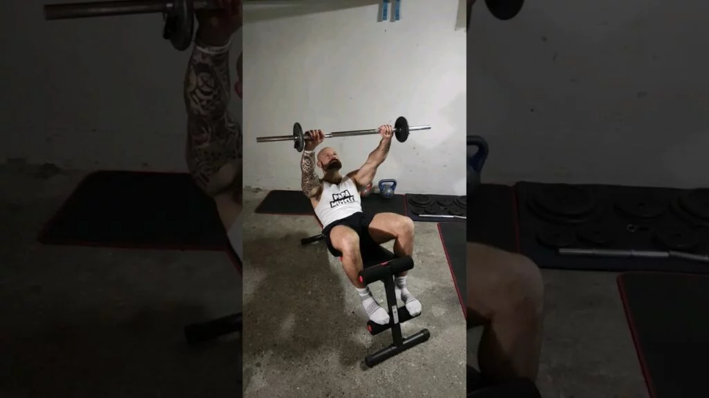 Crunch barre sur banc (barbell bench crunch)
