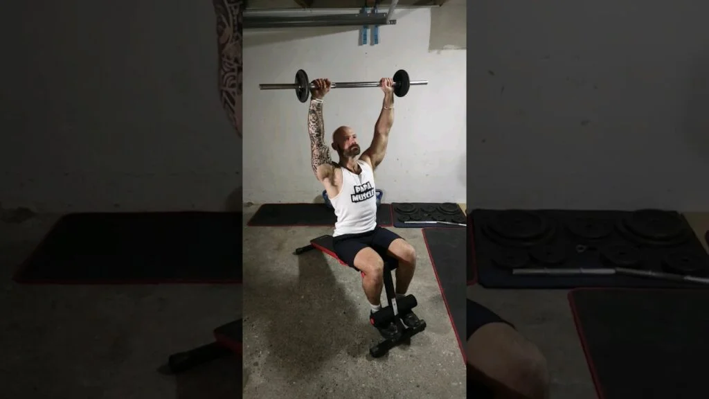 Sit-up barre sur banc décliné (barbell decline bench sit up)
