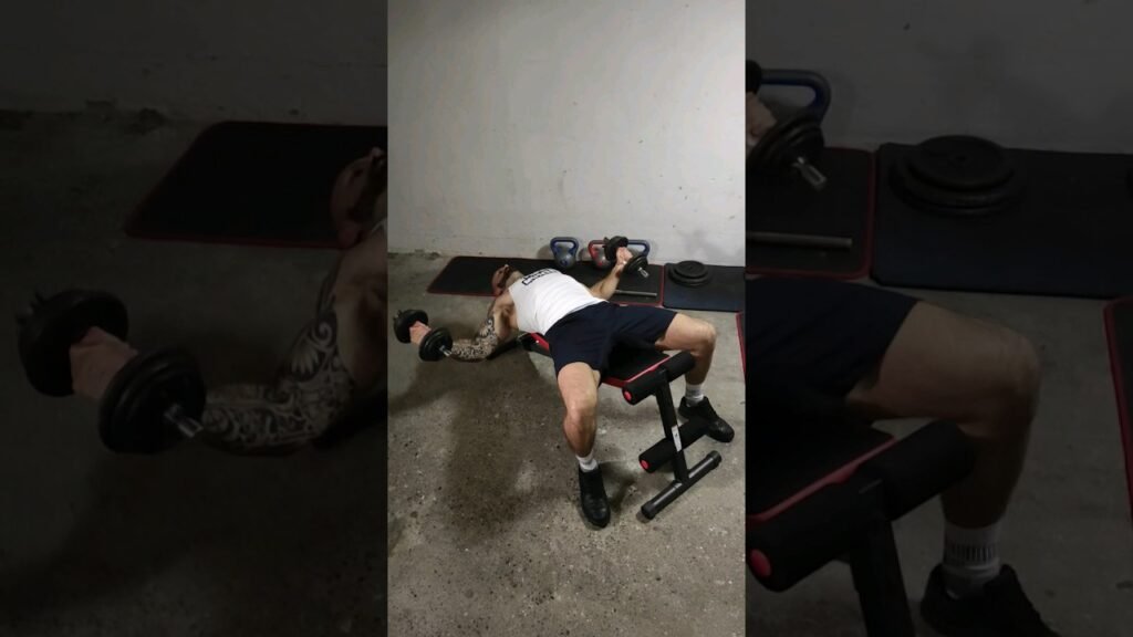 Écarté couché haltère (dumbbell chest fly)