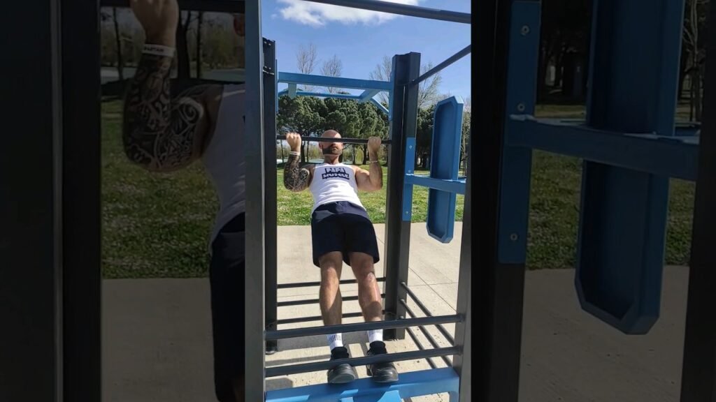 Curl biceps poids du corps prise large (bodyweight wide grip biceps curl)