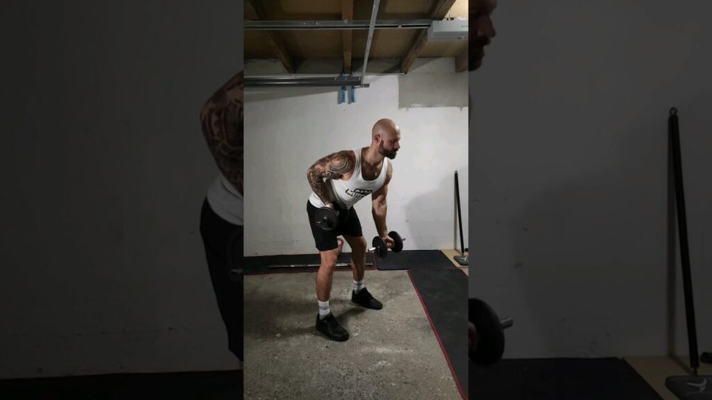 Rowing Yates haltère supination alterné (alternating underhand dumbbell Yates row)