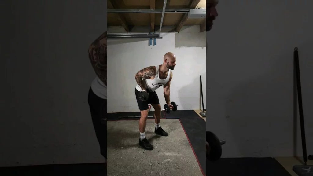 Rowing Yates haltère supination alterné (alternating underhand dumbbell Yates row)