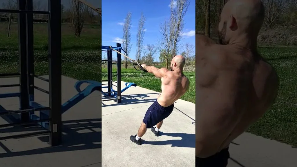Rowing inversé TRX pronation à un bras (one arm TRX overhand inverted row)