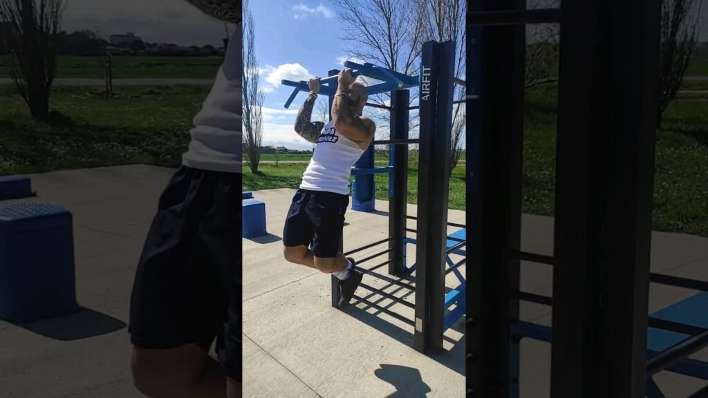 Traction supination biceps (biceps chin-up)