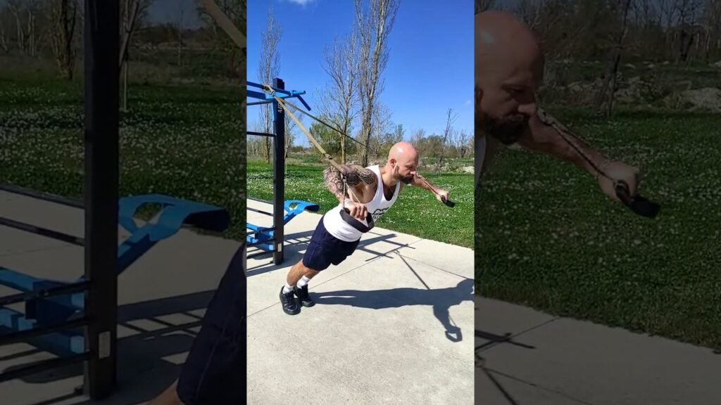 Écarté incliné TRX (TRX incline chest fly)