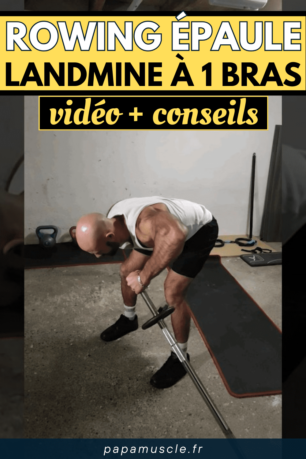 rowing épaule landmine à un bras