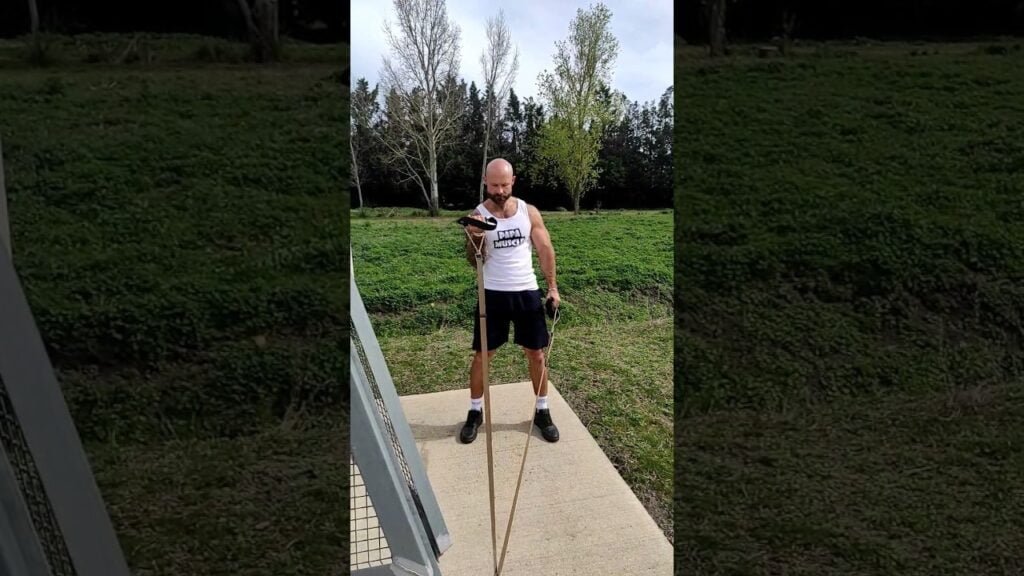 Curl biceps TRX avec rotation alterné (alternating TRX twisting curl)