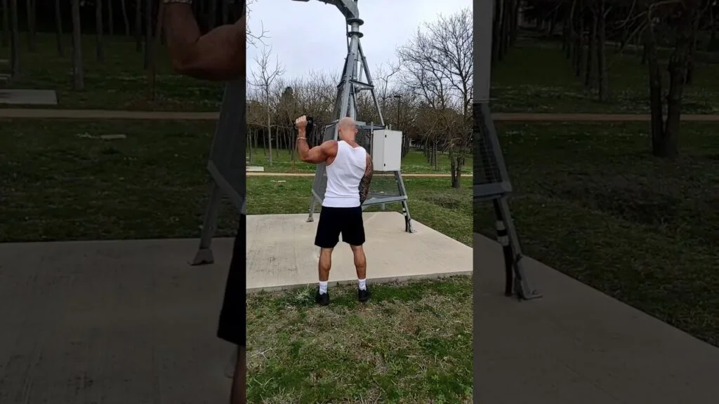 Rotation externe TRX en haut à un bras (one arm high TRX external rotation)
