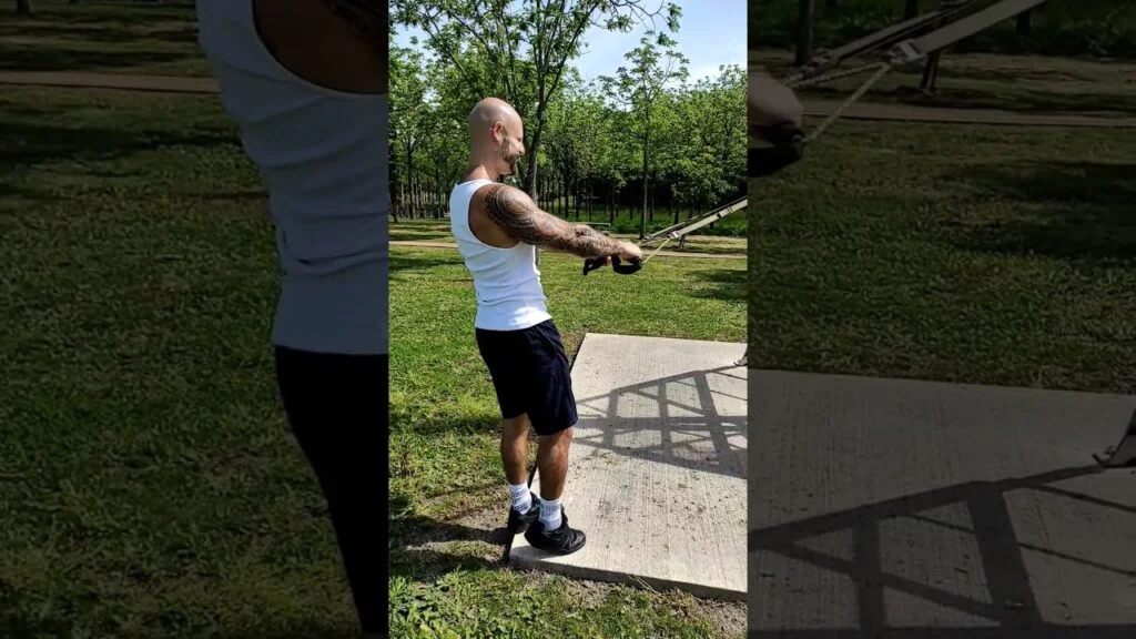 Extension mollet TRX alterné (alternating TRX calf raise)