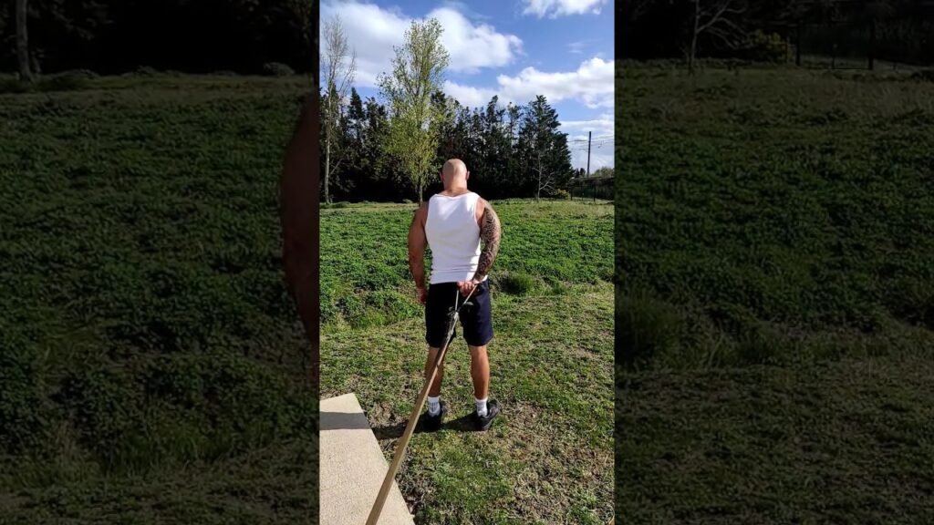 Flexion poignet derrière le dos TRX à un bras (one arm behind the back TRX wrist curl)