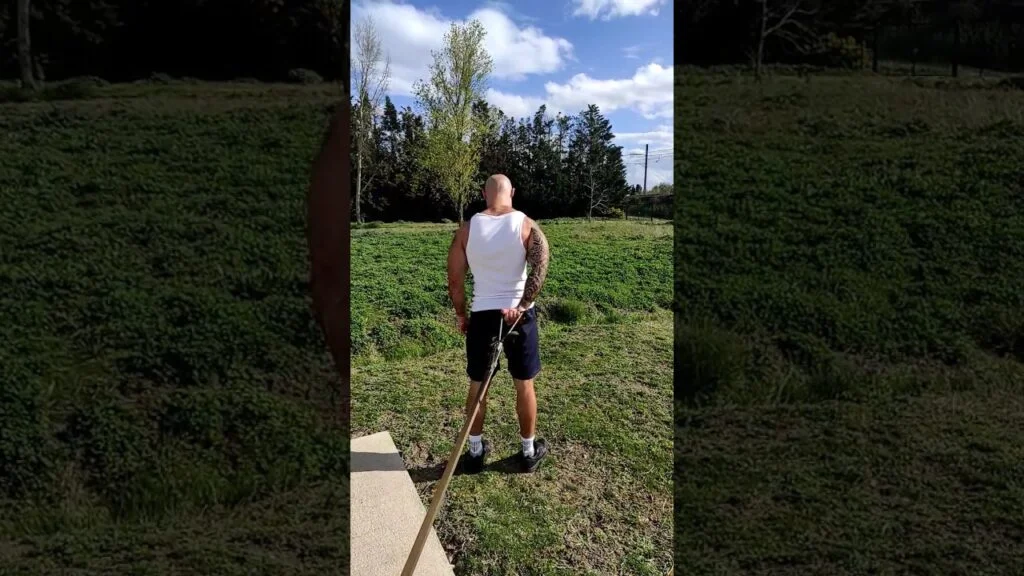 Flexion poignet derrière le dos TRX à un bras (one arm behind the back TRX wrist curl)