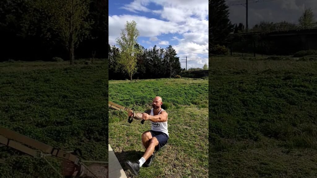 Squat à une jambe TRX (TRX pistol squat)