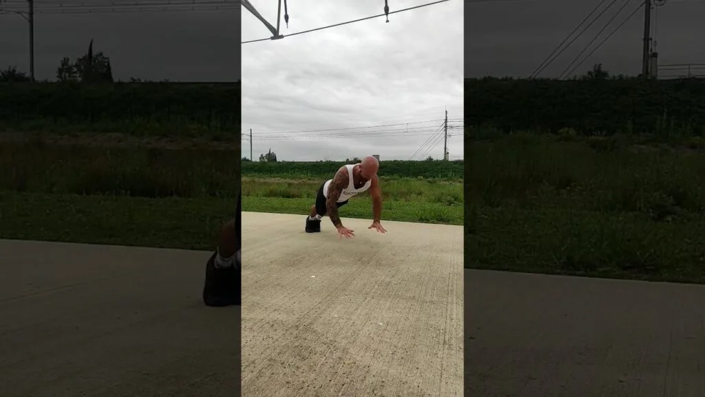 Pompe explosive (explosive push-up)