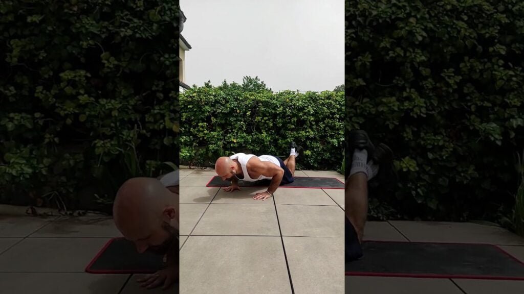 Pompe Ă genou (kneeling push-up)