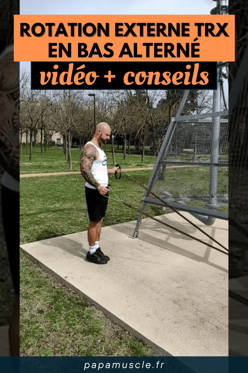 rotation externe TRX en bas alterné